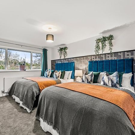 Elegant Retreat In Cheltenham - Garden & Parking Included Eksteriør bilde