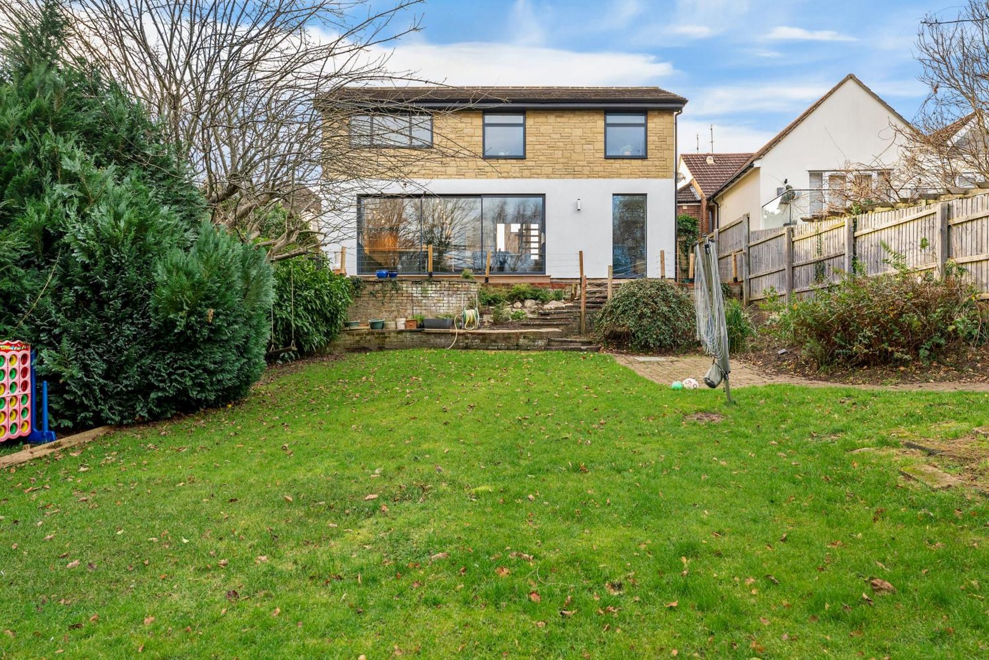 Elegant Retreat In Cheltenham - Garden & Parking Included Eksteriør bilde